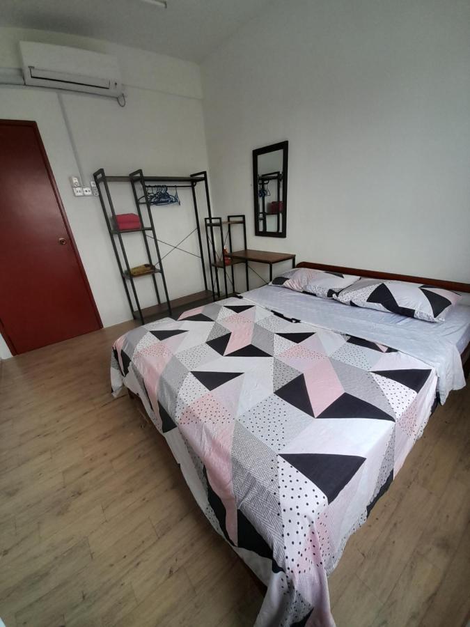 Adinda Homestay Kuala Terengganu Exterior photo